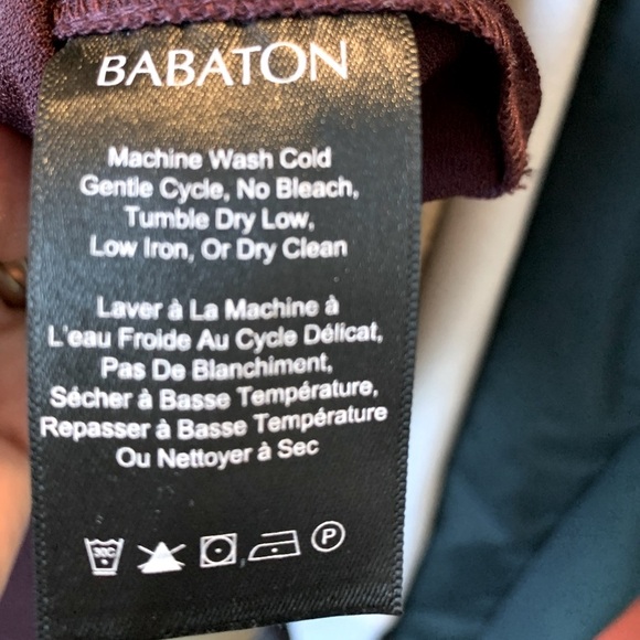 Babaton Aritzia Burgundy Blouse Flowy - Picture 5 of 8